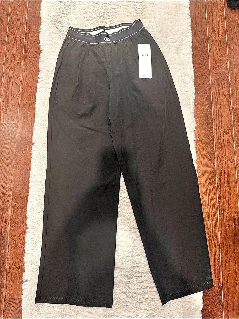 Alo Yoga Suit Up Trouser (Regular) Wide Leg Pants in Black Size Small NWT
